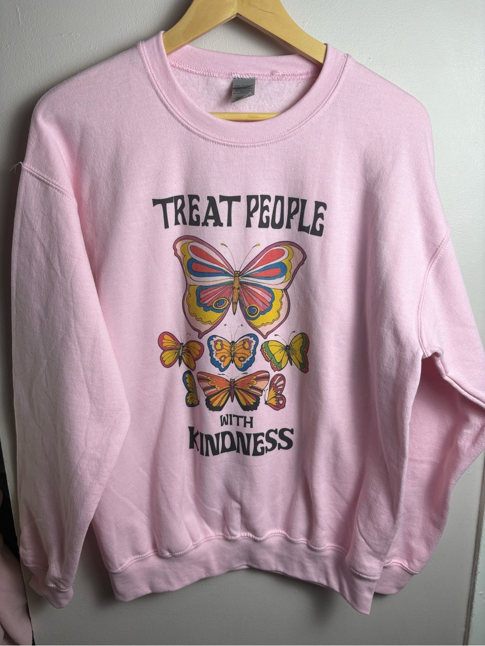 Gildan Crewneck with Butterfly Graphic “Treat people with kindness) Medium